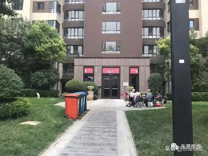 和永威万科比肩的楼盘,建业正商永威对比