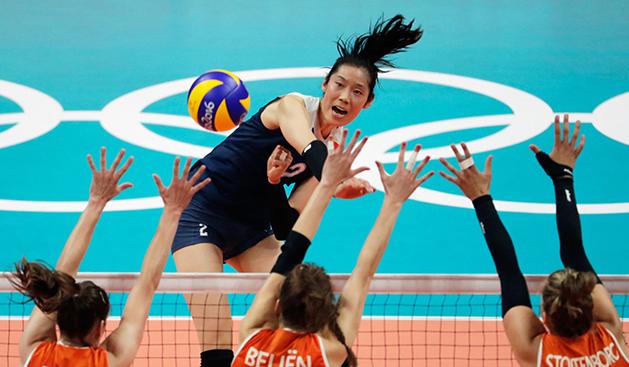 剑客陪您看奥运(二):铿锵玫瑰亮相、奥运首金、女排来了