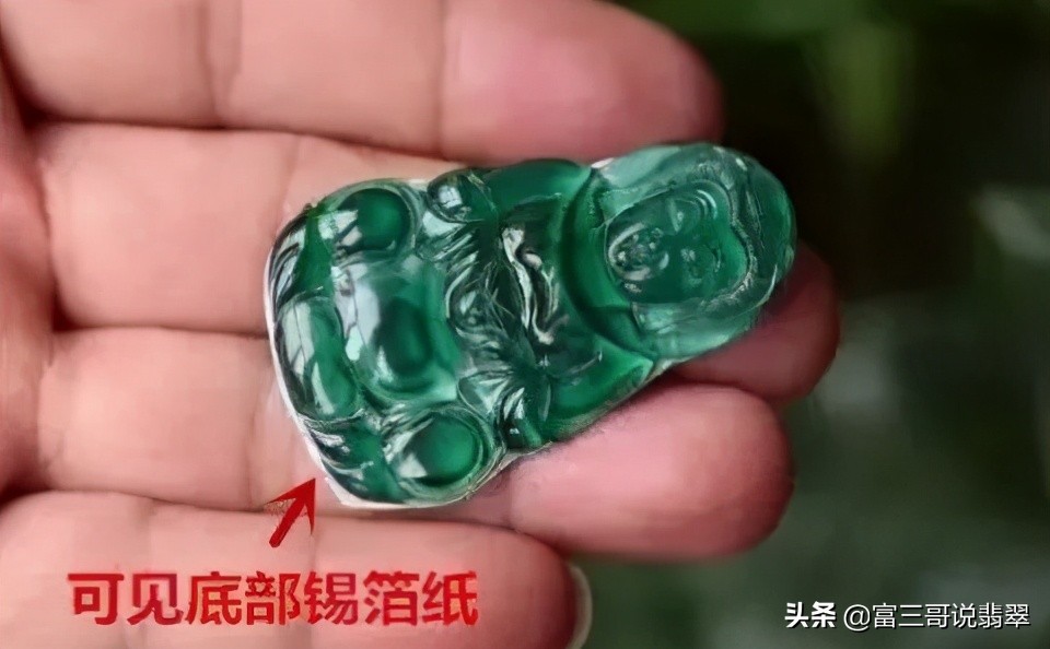 翡翠行家怎么买货的,翡翠手镯小知识买翡翠该避免的坑