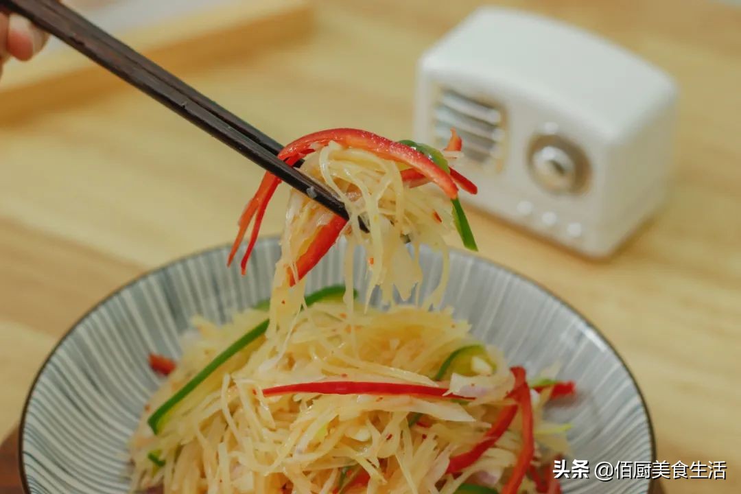凉拌酸辣土豆丝的家常做法,凉拌酸辣土豆丝用香醋还是陈醋