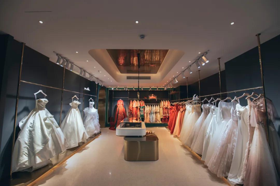 疫情过后，我们在抖音搞了个破2.7亿点击的婚礼