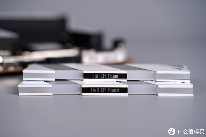 乔家一物:大号ITX装机分享,黑白美学的体现