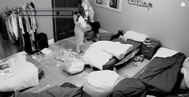 没有大人管的小孩子,没有大人管的孩子