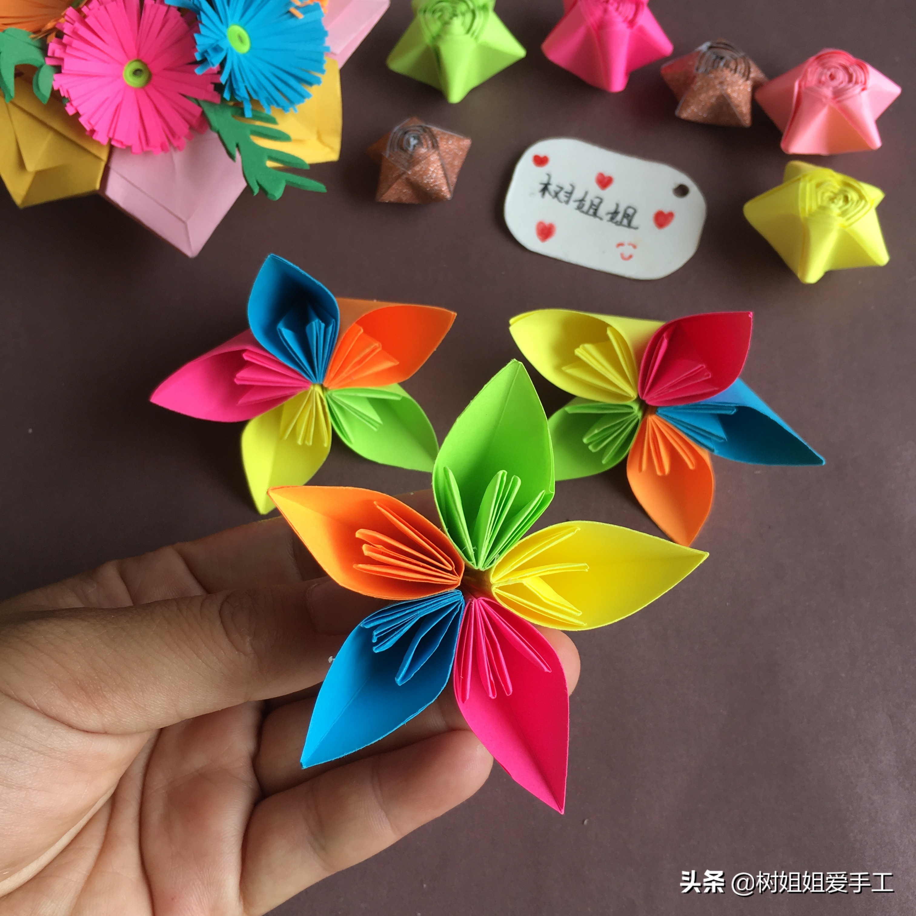 樱花花球简单折纸,简单的樱花球折纸