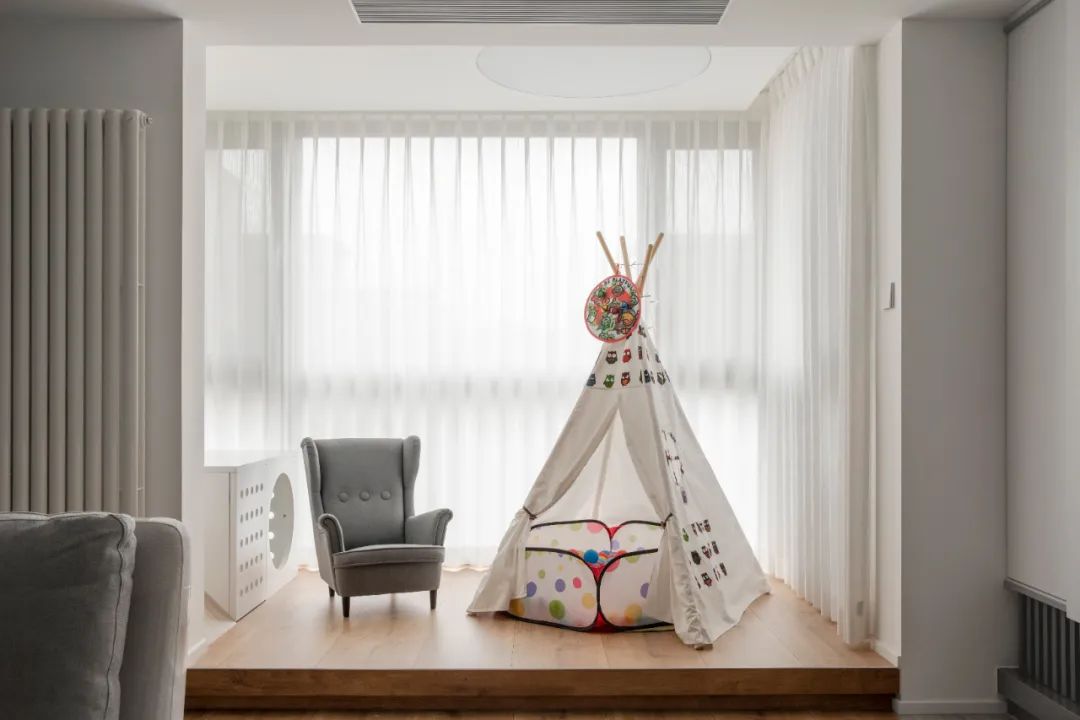 恒田家|房顶能长猫,书屋变树屋!120平梦幻三口之家