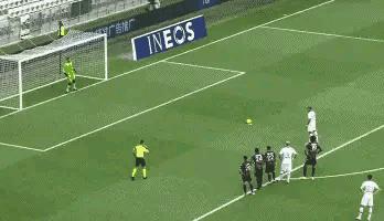 法国杯6比1大胜姆巴佩,姆巴佩绝杀皇马现场