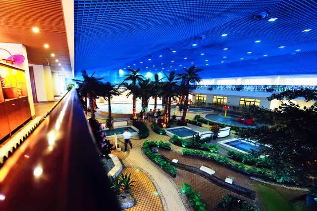 北京100元吃住泡温泉,北京哪里可以滑雪泡温泉