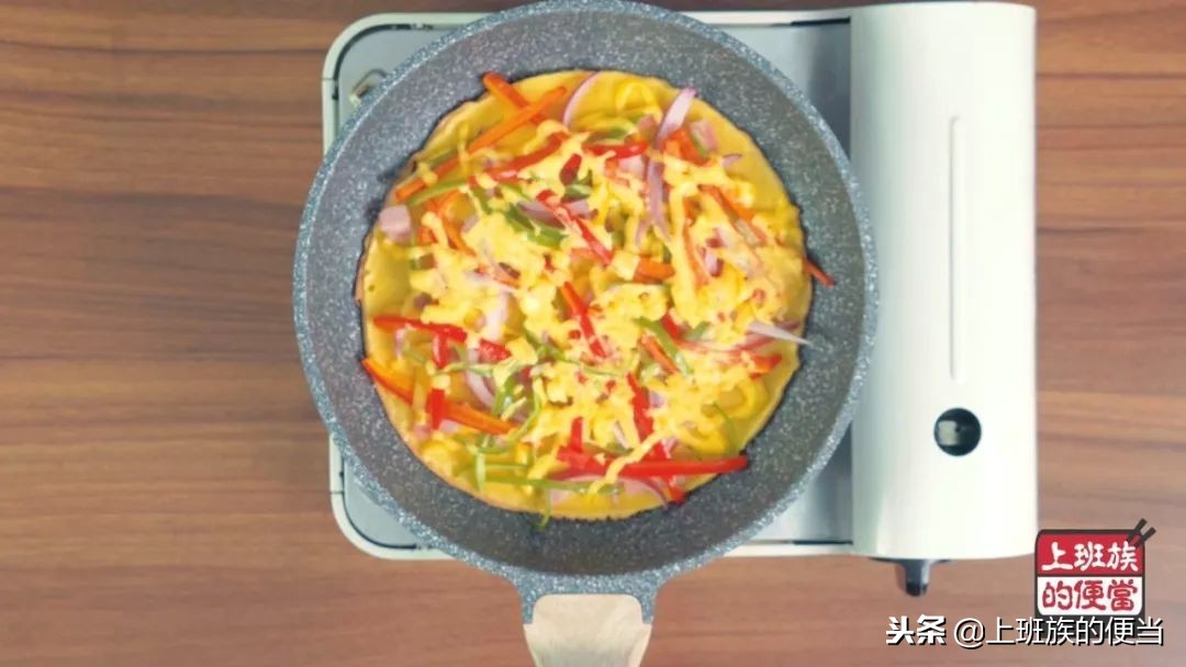 如何用平底锅做披萨不用酵母粉,想吃披萨不用去外面买了