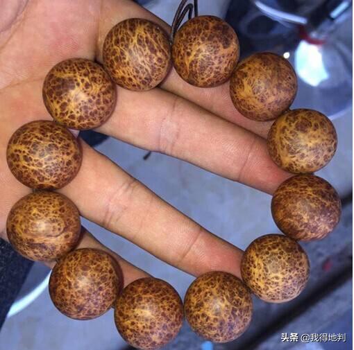 崖柏手把件盘到什么时候上油,崖柏需要上文玩油吗