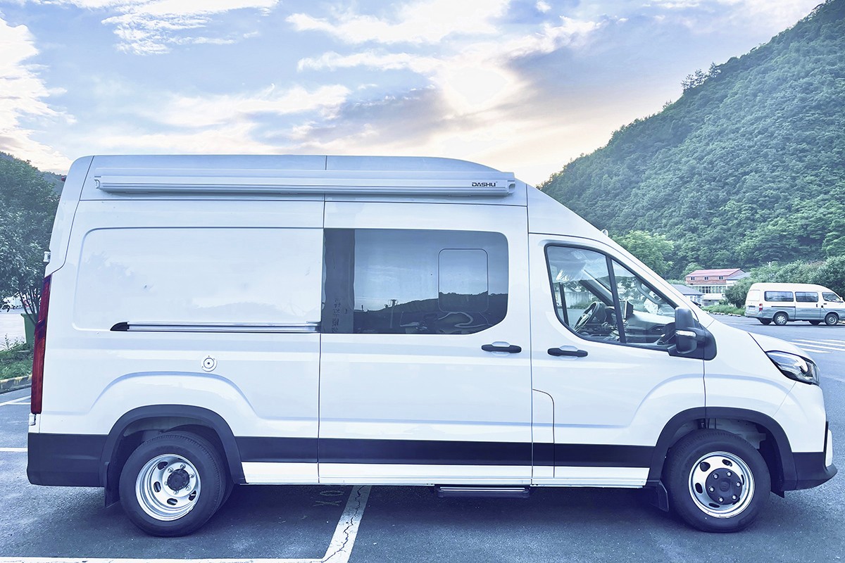 大通v90房车19万,大通v90房车28万