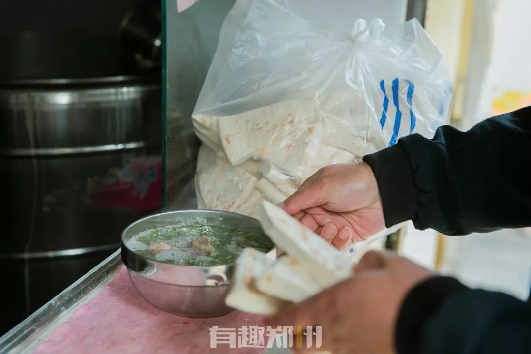 沙口路的这碗汤，让郑州街头的人们都成了美食家