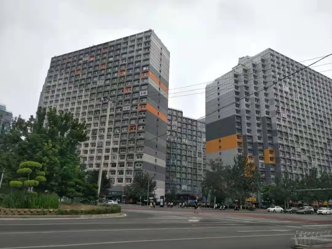 在北京买房：万柳学区、望京东湖湾、酒仙桥阳光上东如何选择？