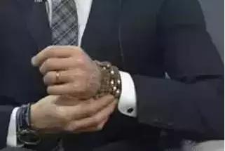 当手串遇上手表,怎么戴才帅气?