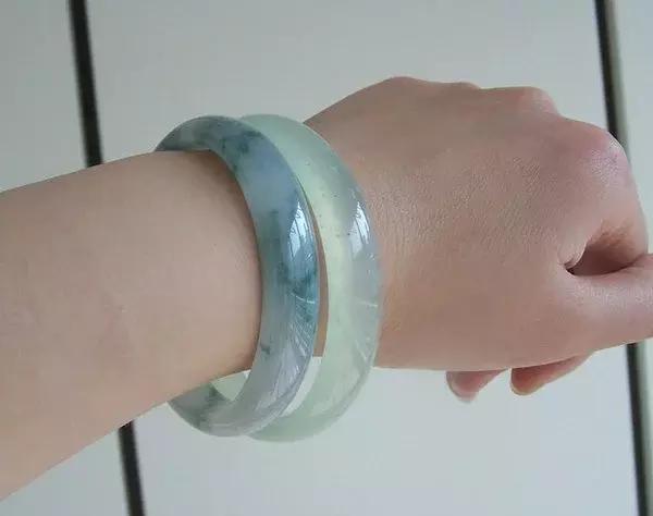 和田玉简单辨别真假方法,和田玉真假辨别最简单方法