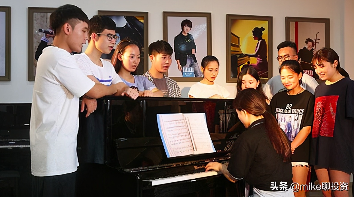 不要小看任何赚钱方式,不要忽视潜在的人脉财富