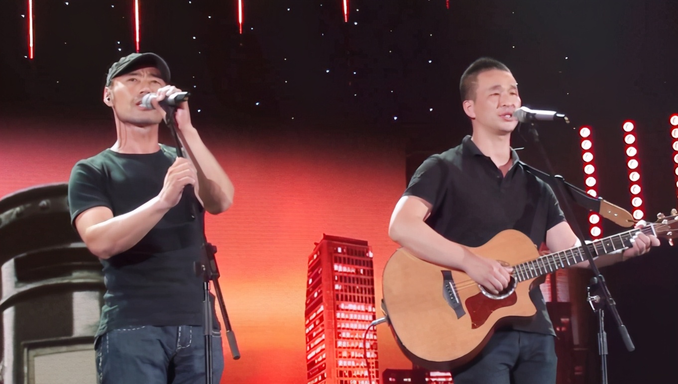 旭日阳刚王旭唱哭全场,王旭农村媳妇