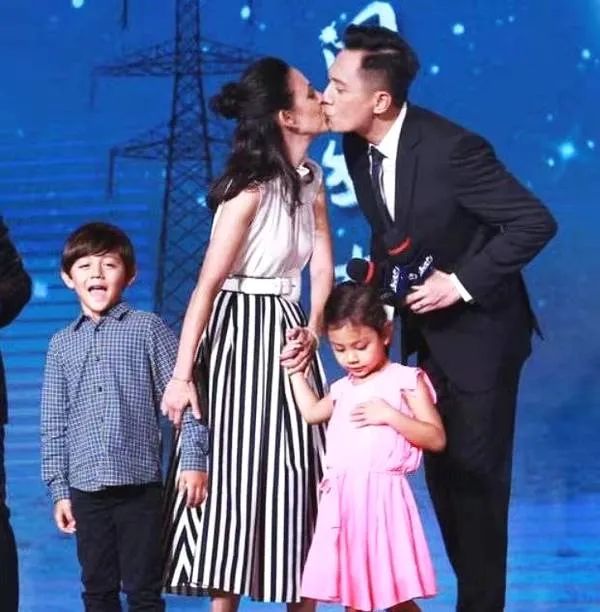 刘烨温柔的女人,刘烨为爱情背井离乡