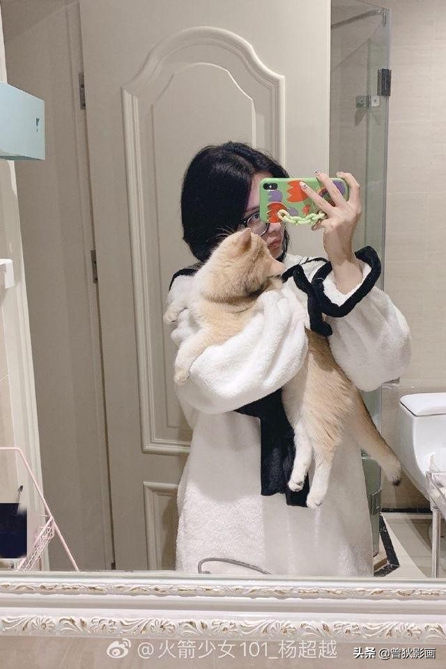 室友出来解释了，杨超越吸烟事件今日终结