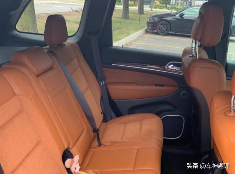 途乐大切诺基霸道哪个好,大切诺基srt试驾体验