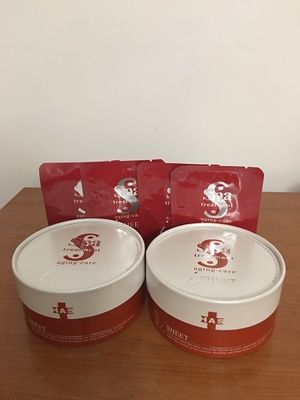 什么年龄开始用眼霜,蜂胶滋养紧致眼霜适合多大年龄用