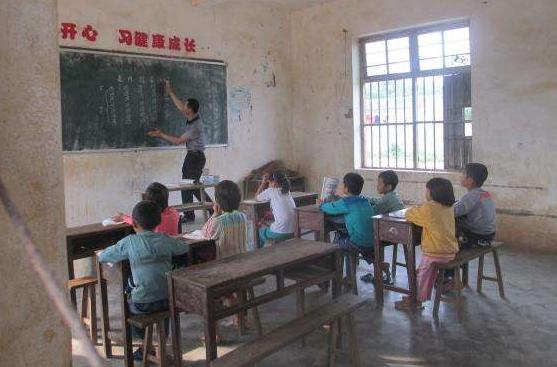 民办教师村办教师待遇,2023年教师待遇会提高吗