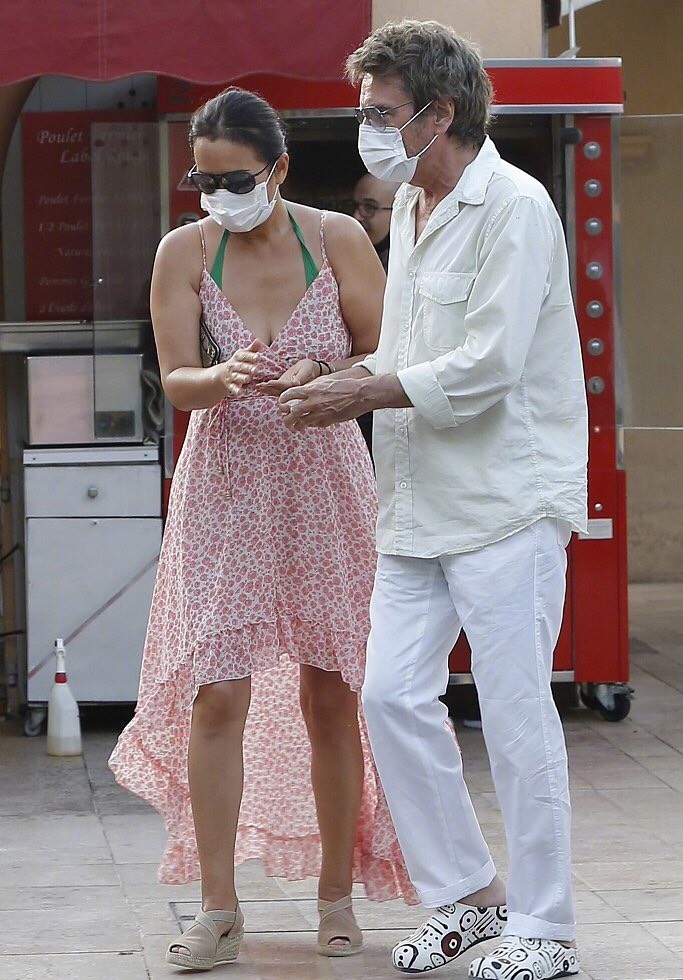 巩俐发福身材肥胖认不出,林志玲巩俐李湘