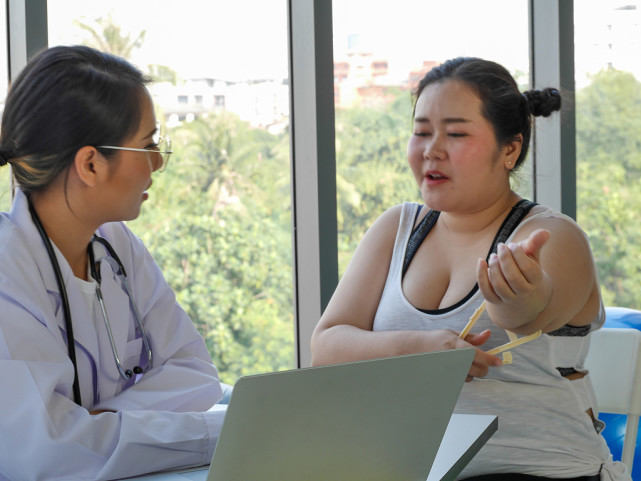 手术室床窄怎么回事,手术室的床有多软