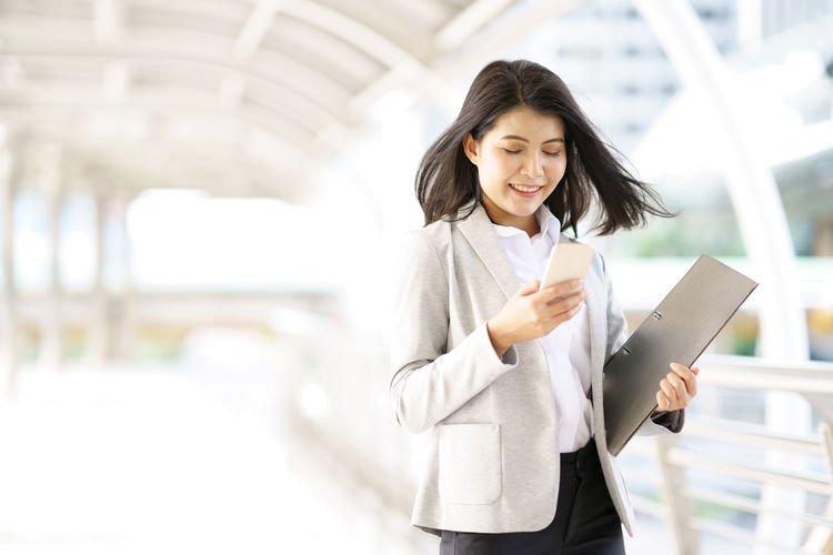 夏季如何快速瘦腿和臀部,最有效瘦腿一周瘦出铅笔腿