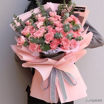 母亲节送妈妈什么花更合适,母亲节给妈妈做礼物花甜