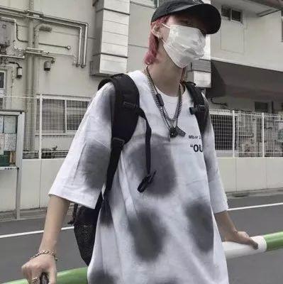 亚逼什么意思,亚逼是什么意思