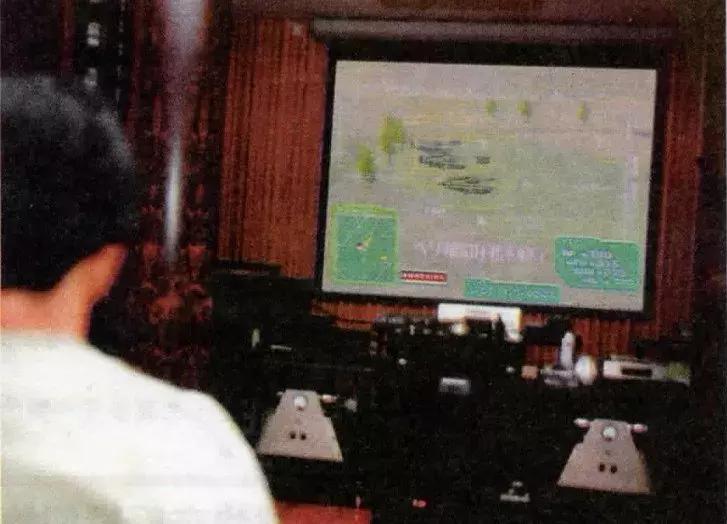 MAN毒说-有钱人的快乐根本想象不到,二十年前的壕是怎么玩游戏的