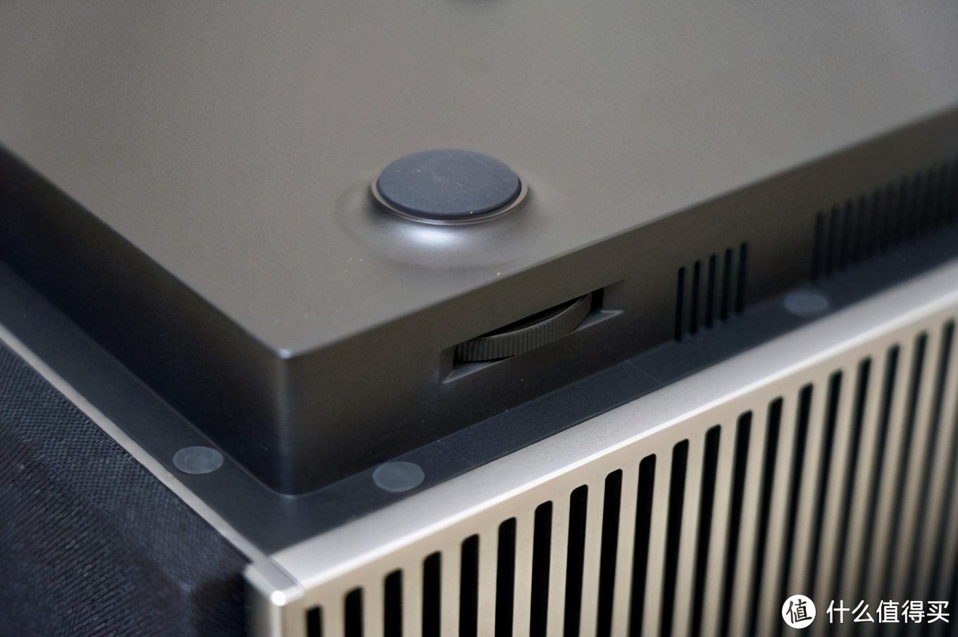 峰米激光影院4kmax测评,峰米激光电视t1和max哪个好