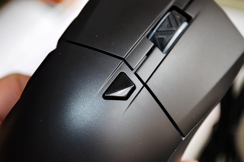 这鼠标真厉害,只因这个功能,可以让对手一招致命