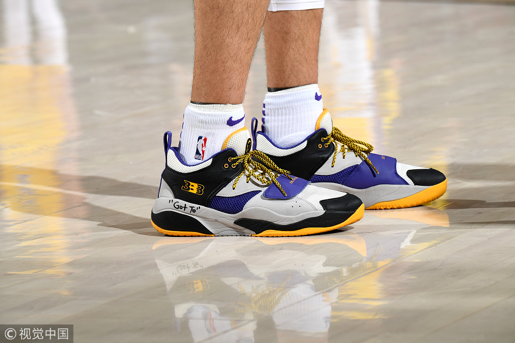 盘点nba上脚球鞋哈登篇,nba球鞋今日上脚