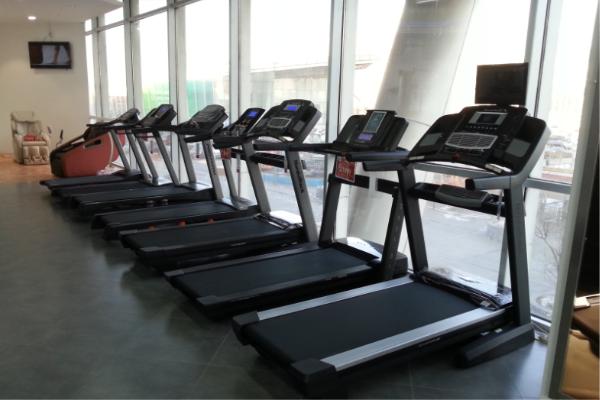 亿健跑步机故障与维修,跑步机下控板故障维修实例