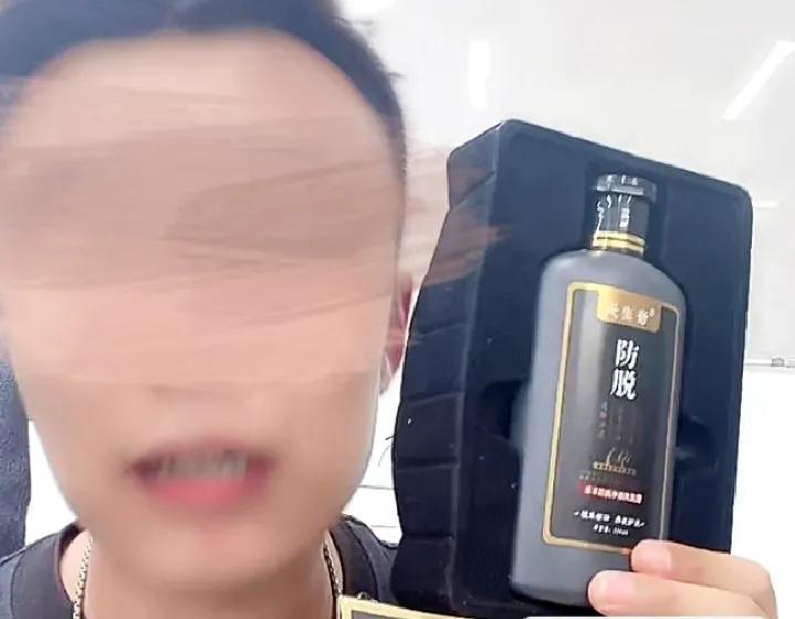 抖音卖化妆品打假主播,300万粉丝主播卖假货