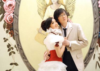 凤凰传奇玲花谈公司,凤凰传奇玲花与助理