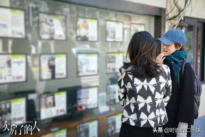 孙俪的穿衣风格改变了,孙俪酷暑穿厚外套拍戏超敬业