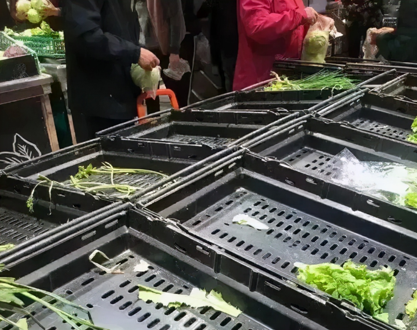 昆山限时特卖会,昆山大润发抢购