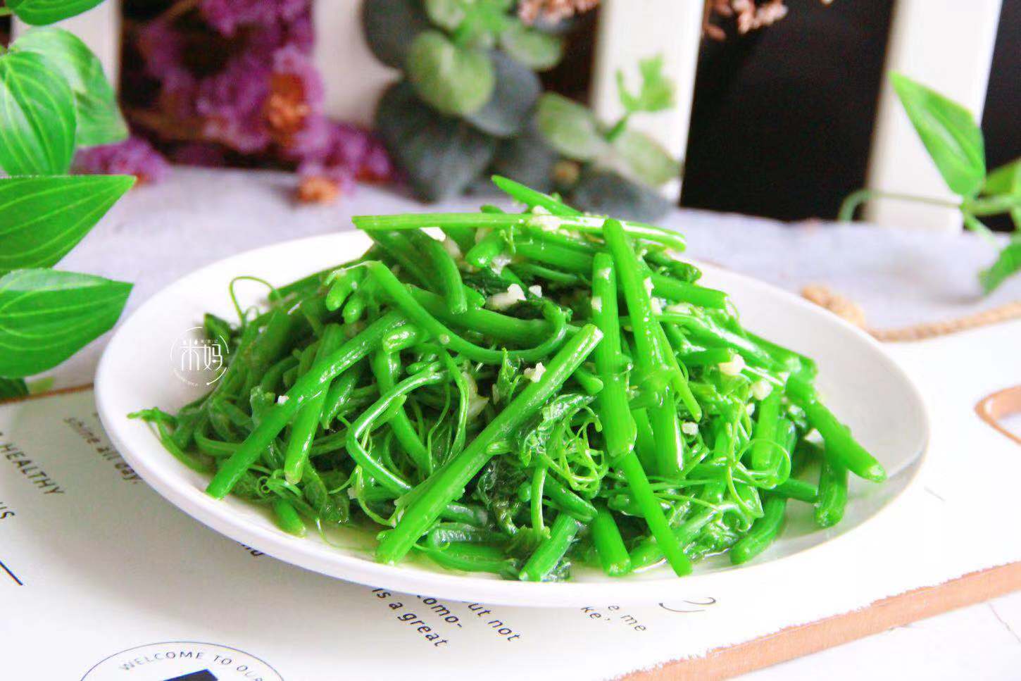 冬天多做此菜脆嫩香甜营养美味,此菜鲜嫩又脆爽