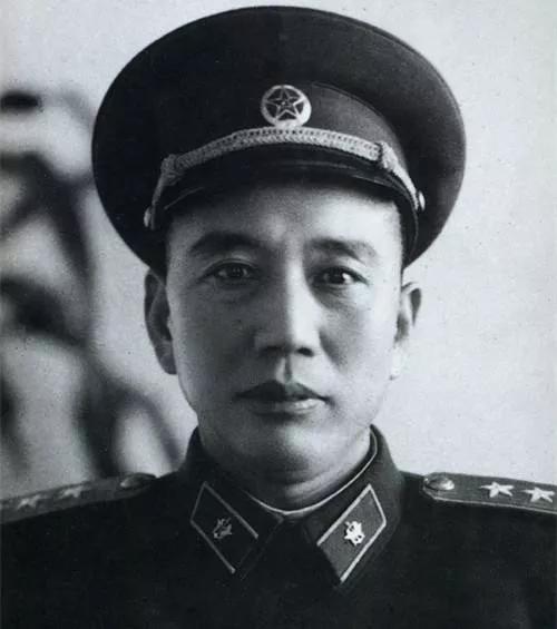 55年授衔时大将和上将哪个级别高,55年授衔中将什么标准