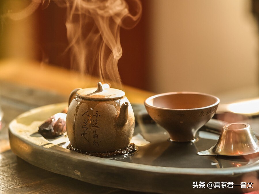 普洱茶几个山寨哪个贵,普洱茶山寨风格特点介绍