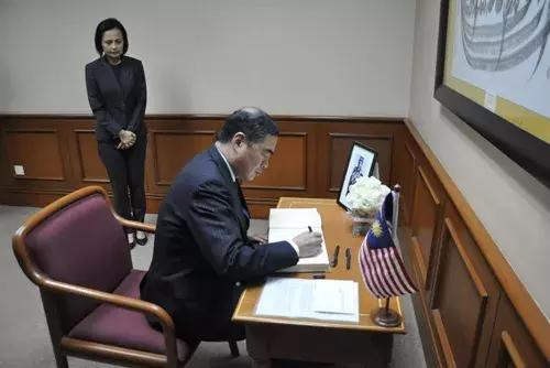 副部长谁任命,副部长级的驻外大使