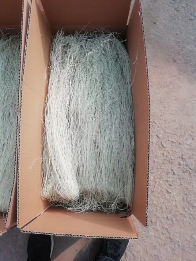 漏瓢式手工粉条视频,传统手艺制作粉条你见过吗