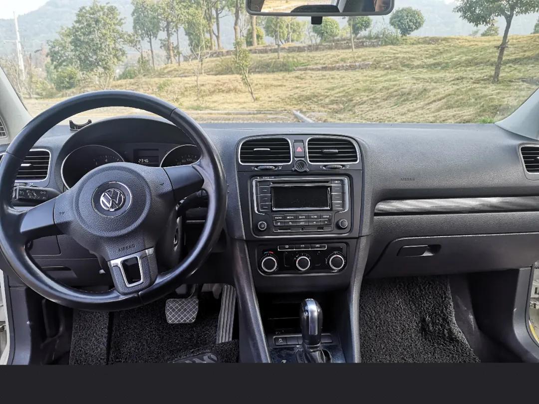 六万多买自动1.4T高尔夫六！四轮独立悬挂还带涡轮增压
