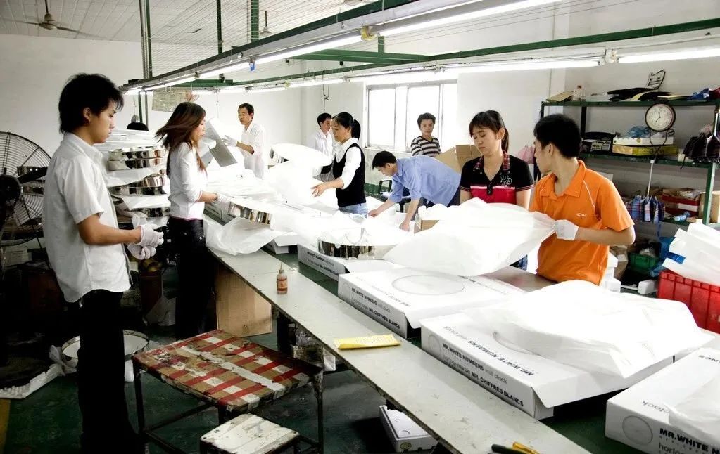 有的人总说工资低为什么不辞职,工作中为什么低工资还舍不得离职