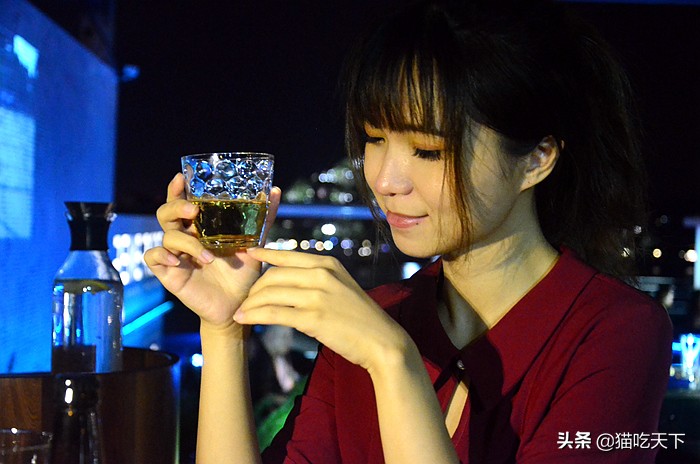 厦门鼓浪屿对面海景酒吧,厦门鼓浪屿海边酒吧