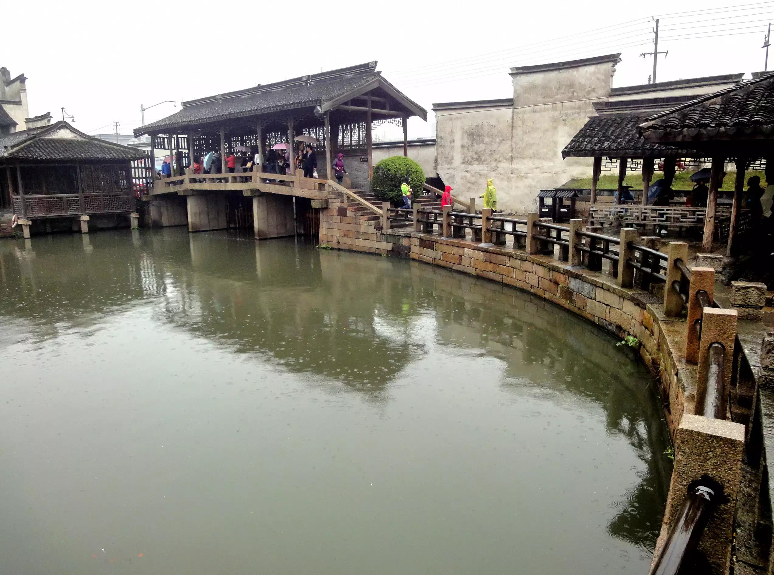 中国以前的两个村子打架,中国最神奇的三个古镇