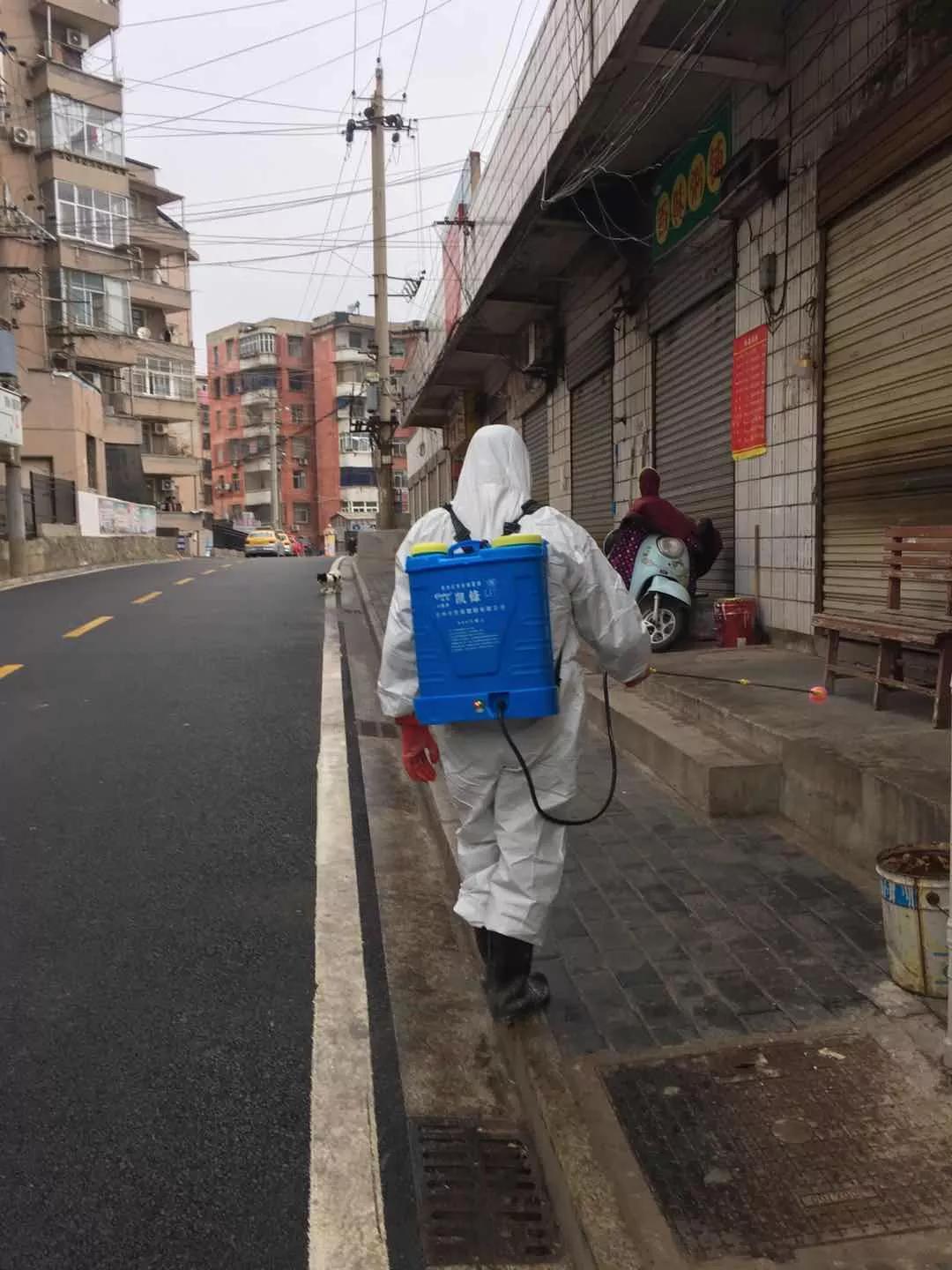 黄州区桐梓岗社区战疫逆行“群英谱”