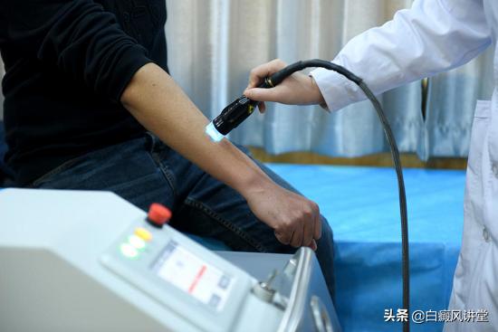 308准分子激光治白癜风几次见效,308nm准分子治疗白癜风的价格